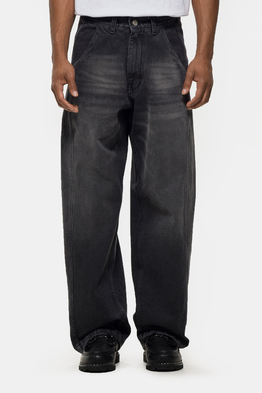 Estudio Niksen In-Stitch Denim Jean in Black - Notre
