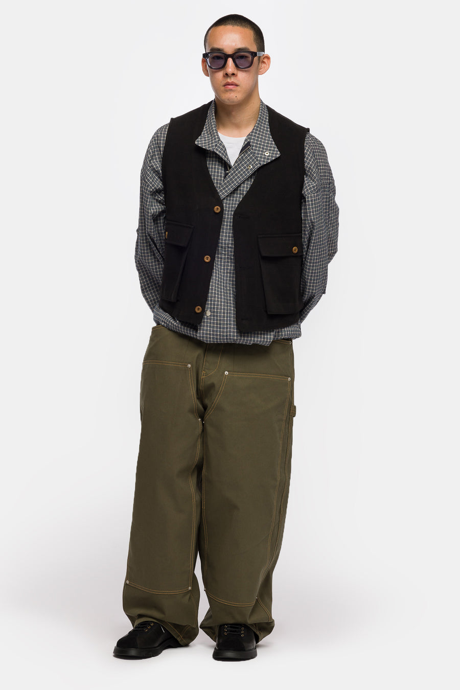 Estudio Niksen Light Pocket Vest in Black - Notre