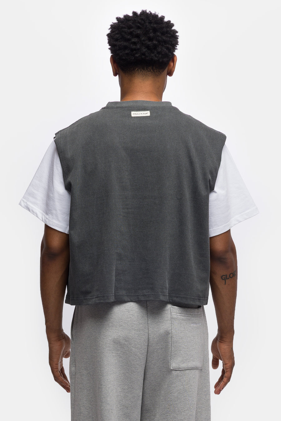 Muscle Cropped T-Shirt in Charcoal