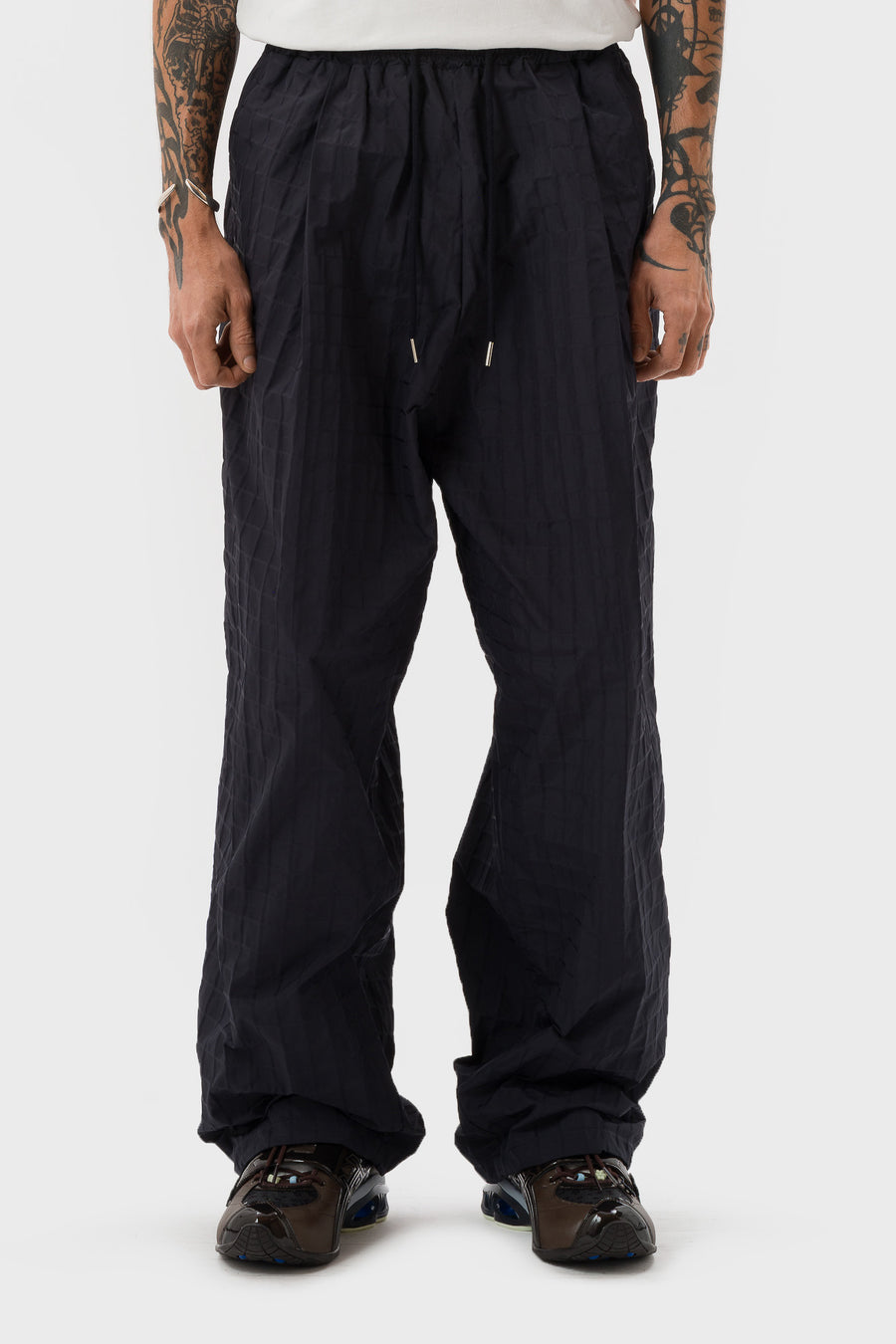 Estudio Niksen Niksen Walking Pant in Navy - Notre