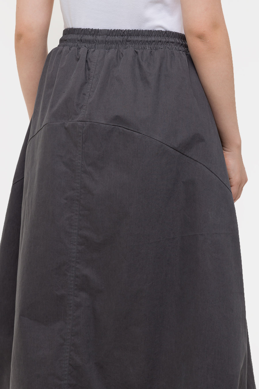 Pintuck Balloon Skirt in Charcoal - Estudio Niksen