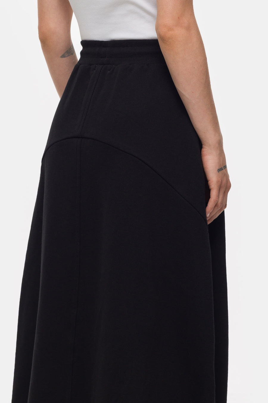 Estudio Niksen Pintuck Jogger Skirt in Black - Notre