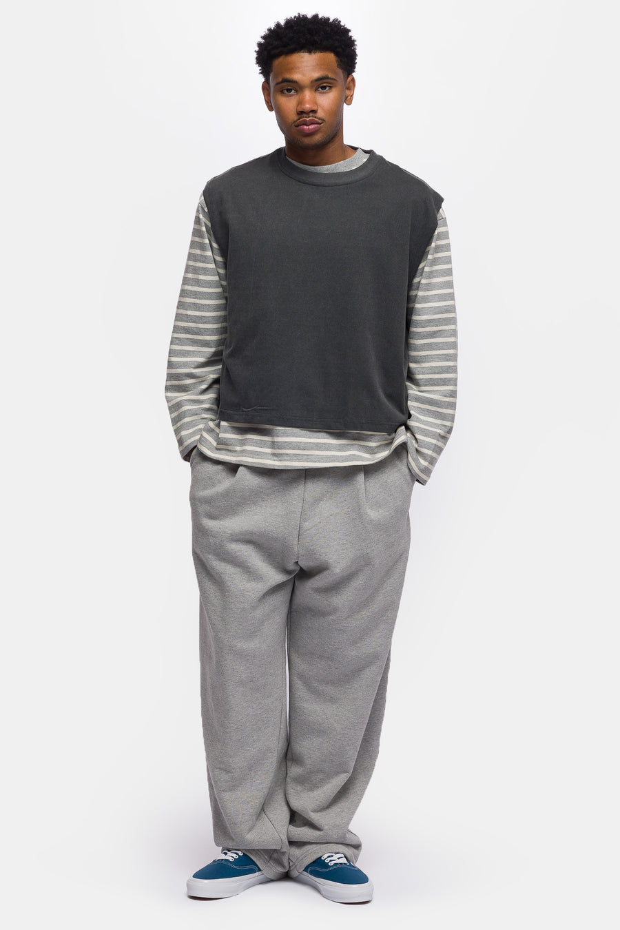 Pleated Wide Jogger in Grey