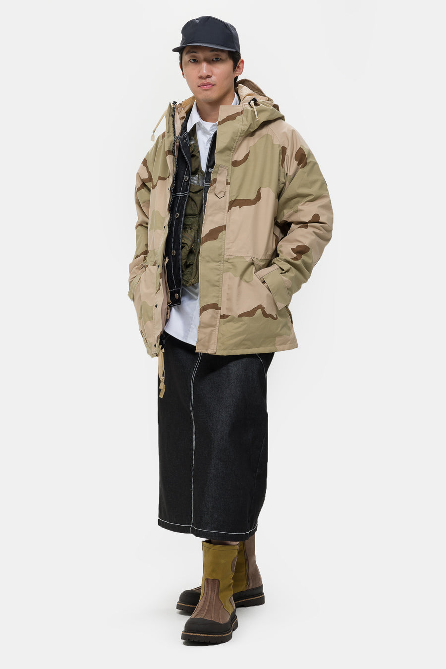 Estudio Niksen Raw Denim In-Stitch Skirt in Black - Notre