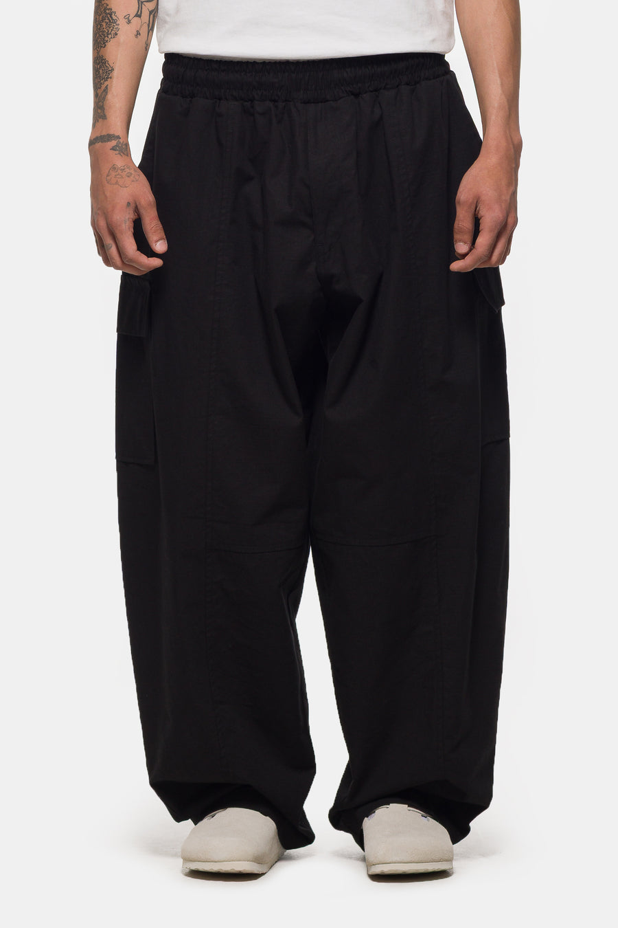 Estudio Niksen Ripstop Cargo Wide Pant in Black - Notre