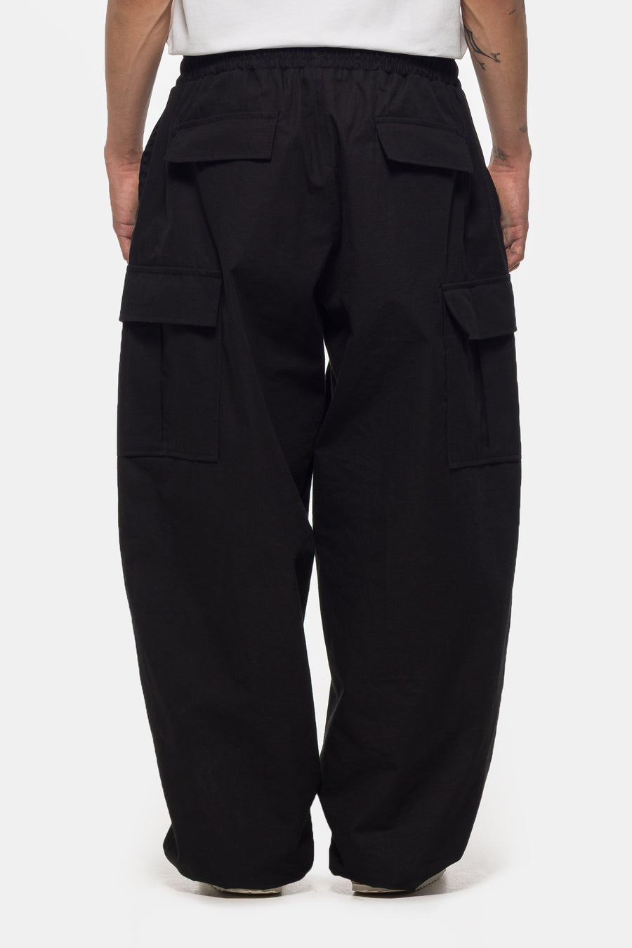 Estudio Niksen Ripstop Cargo Wide Pant in Black - Notre