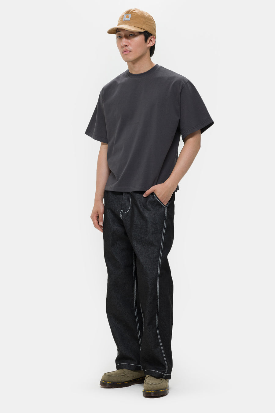 Estudio Niksen Signature Cropped T-Shirt in Charcoal - Notre