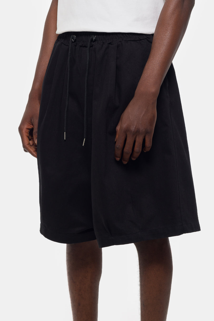 Estudio Niksen Stopper Balloon Bermuda Shorts in Black - Notre