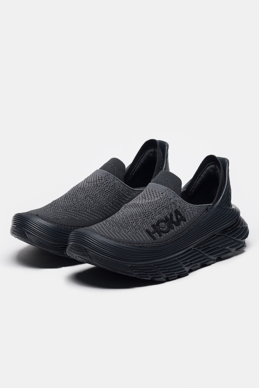 HOKA Restore TC Sneaker in Black/Black - Notre