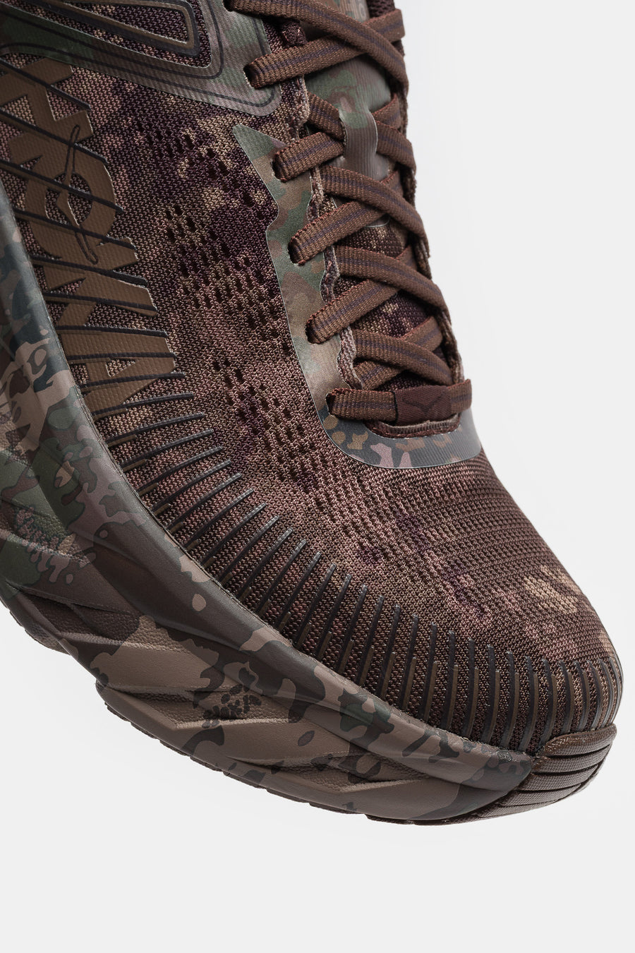 HOKA Beams Bondi 7 Sneaker in Chestnut/Black Bean - Notre