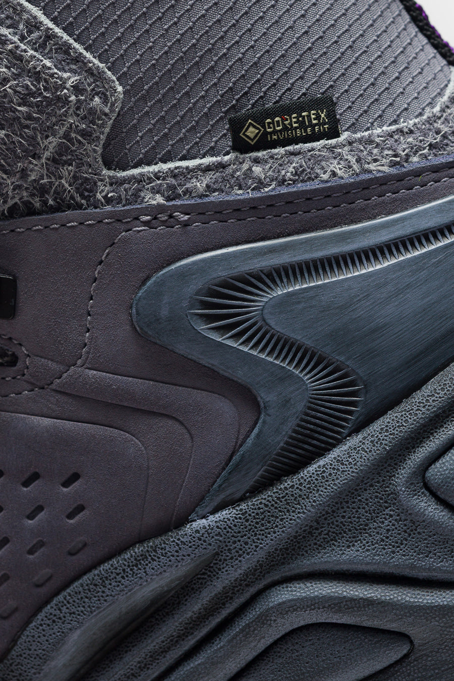 HOKA Kaha 3 Gore-Tex TP Boot in Grey Skies/Lilac Hydrangea - Notre