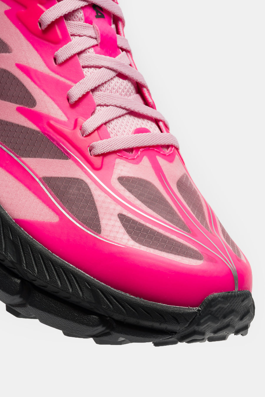 HOKA Mafate Speed 4 Lite Sneaker in Neon Dragonfruit/Black - Notre