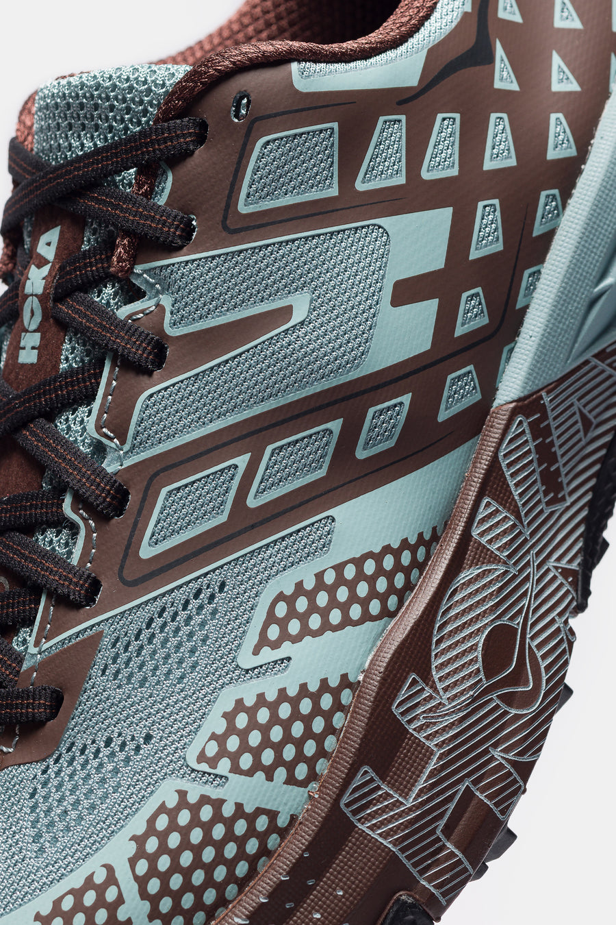 HOKA Speedgoat 2 Sneaker in Druzy/Cold Brew - Notre