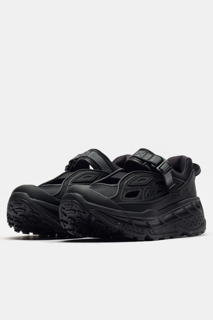 Stinson Breeze Sneaker in Black/Carbon Black