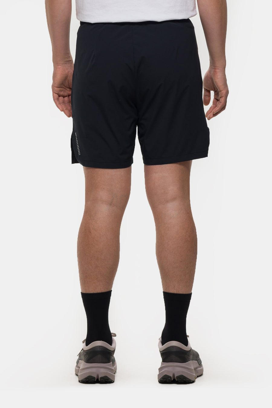 Houdini Sportswear Pace Light Short in True Black - Notre
