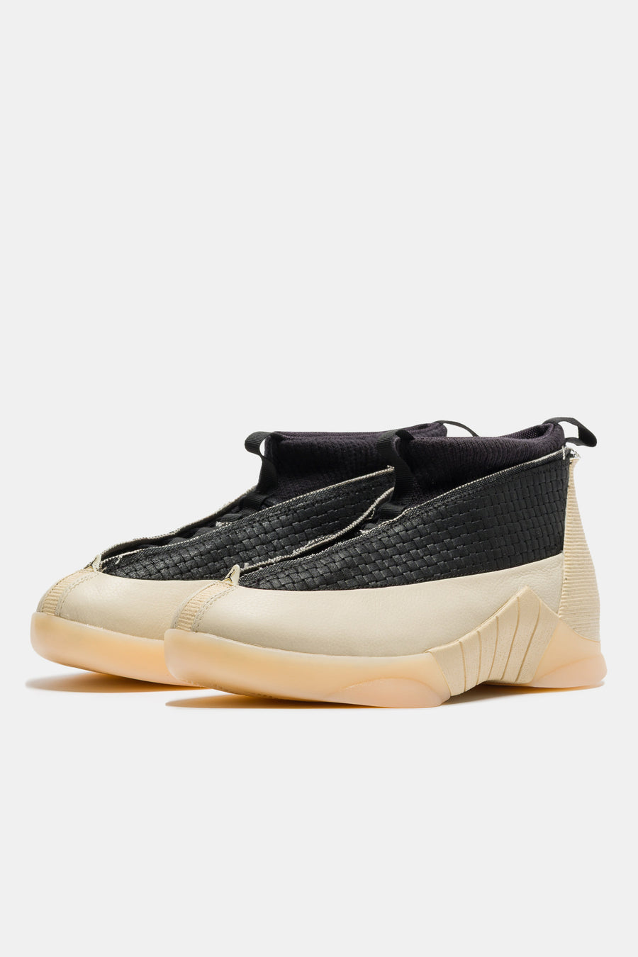 Air Jordan 15 SP Sneaker in Muslin/Muslin/Black