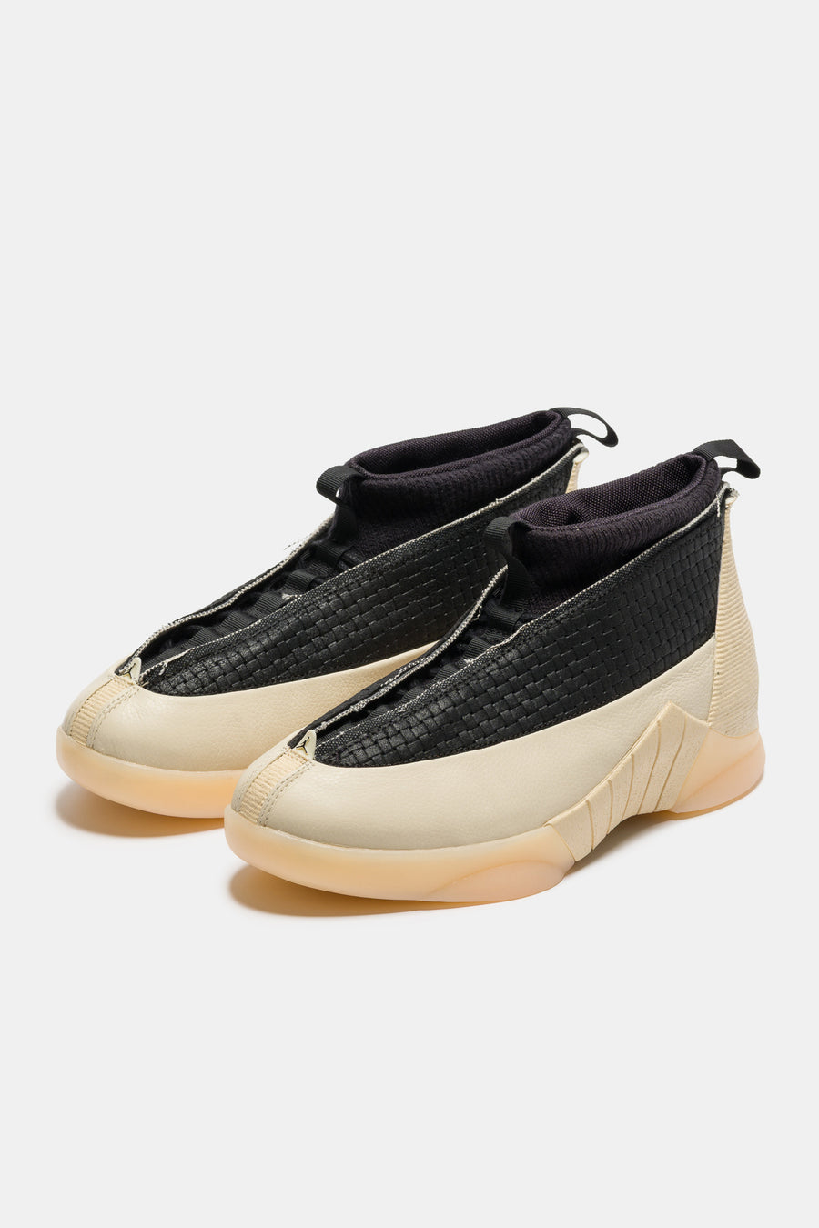 Air Jordan 15 SP Sneaker in Muslin/Muslin/Black