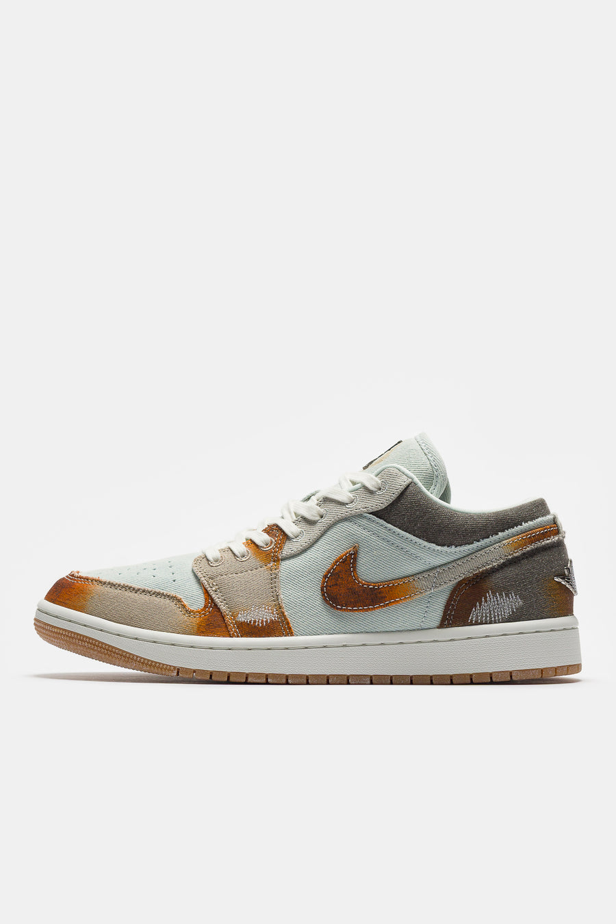 Air Jordan 1 Low SE Sneaker in Multicolor/Sail/Light Bone