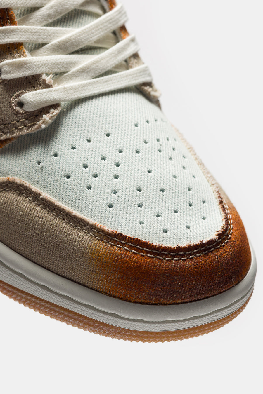 Air Jordan 1 Low SE Sneaker in Multicolor/Sail/Light Bone