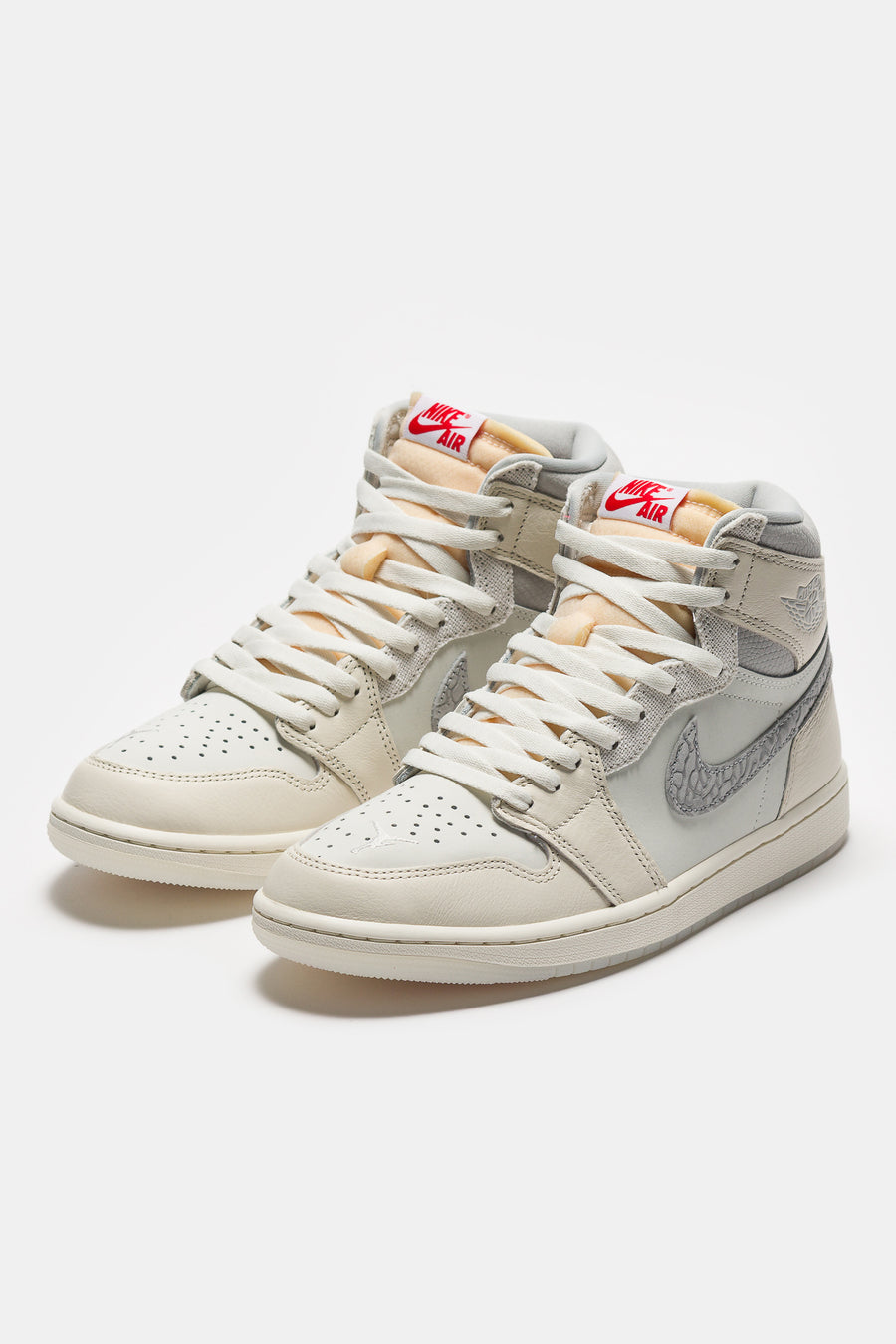 Air Jordan 1 Retro High OG Sneaker in Sail/University Red/Pale Ivory