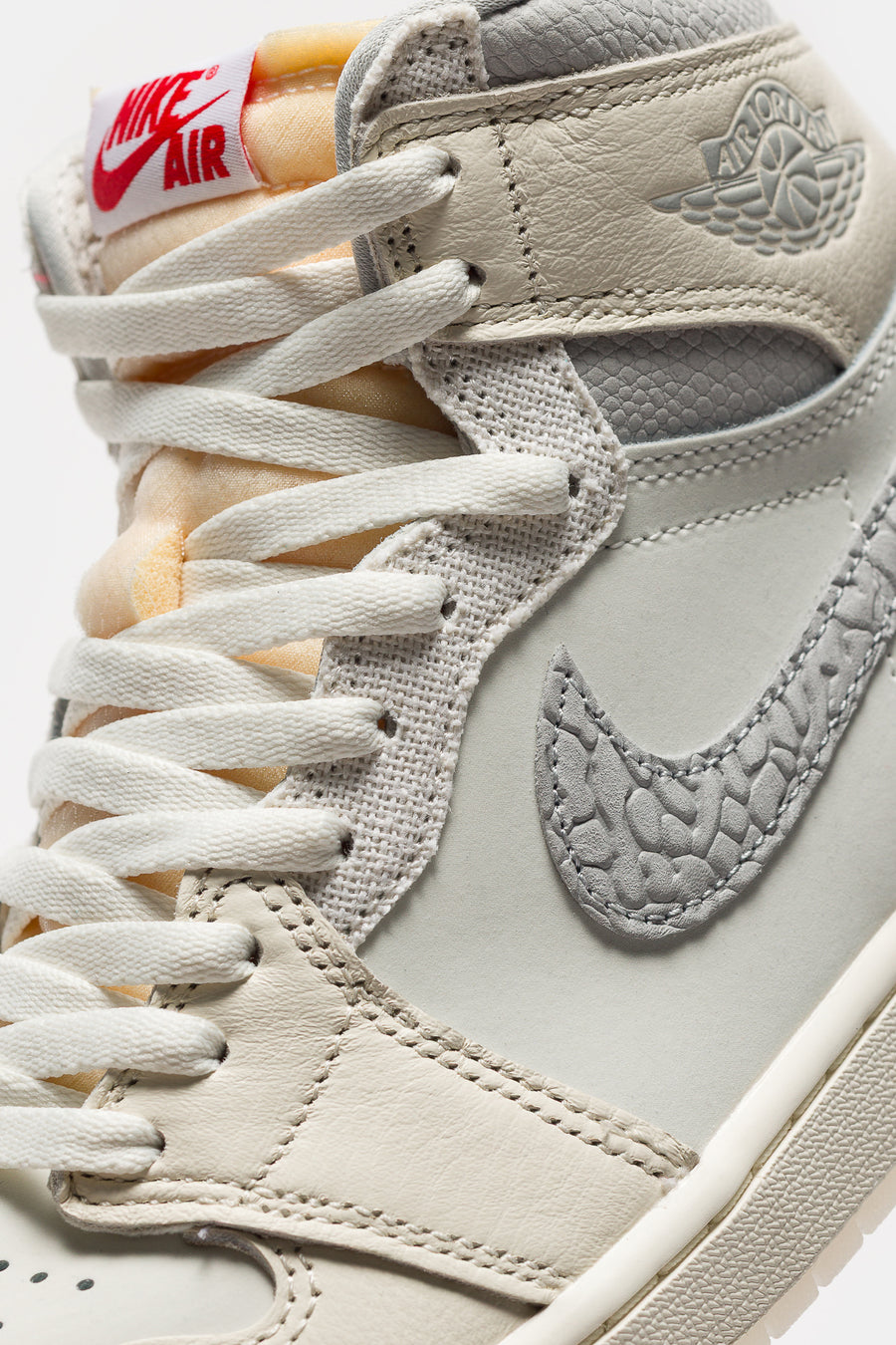 Air Jordan 1 Retro High OG Sneaker in Sail/University Red/Pale Ivory