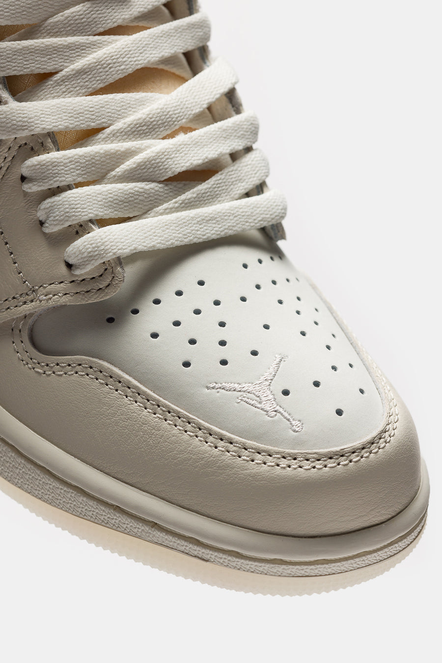 Air Jordan 1 Retro High OG Sneaker in Sail/University Red/Pale Ivory