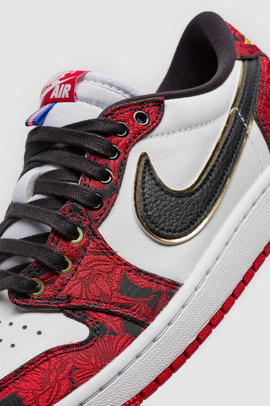 Jordan Air Jordan 1 Retro Low OG Sneaker in Black/Varsity Red/Summit White - Notre