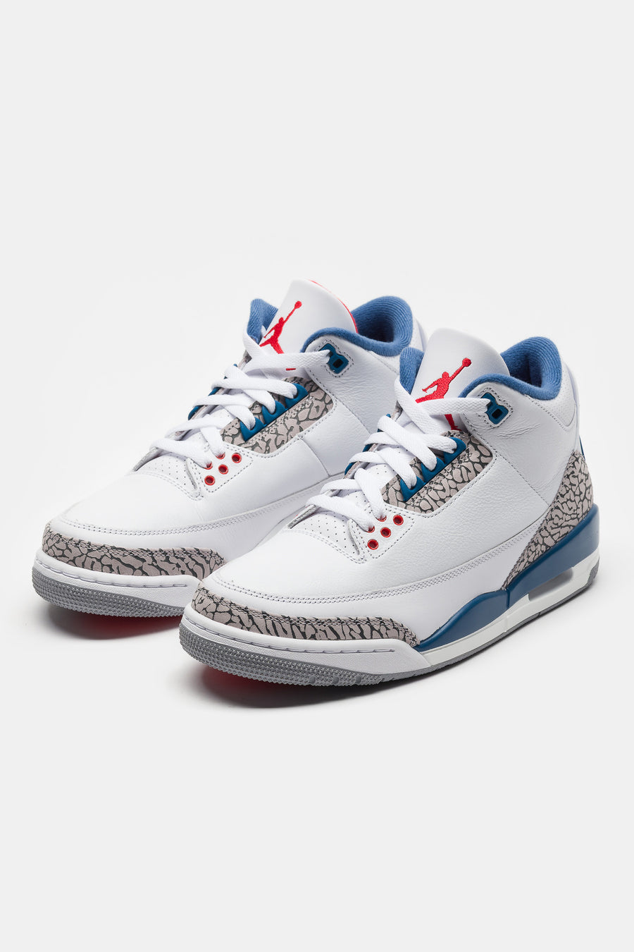 Jordan Air Jordan 3 Retro OG in White/Fire Red/True Blue - Notre