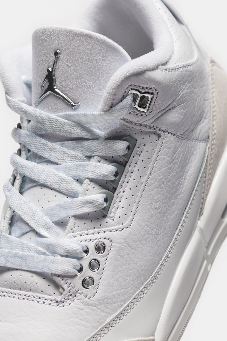 Jordan Air Jordan 3 Retro Grade School Sneaker in White/Metallic Silver/White - Notre