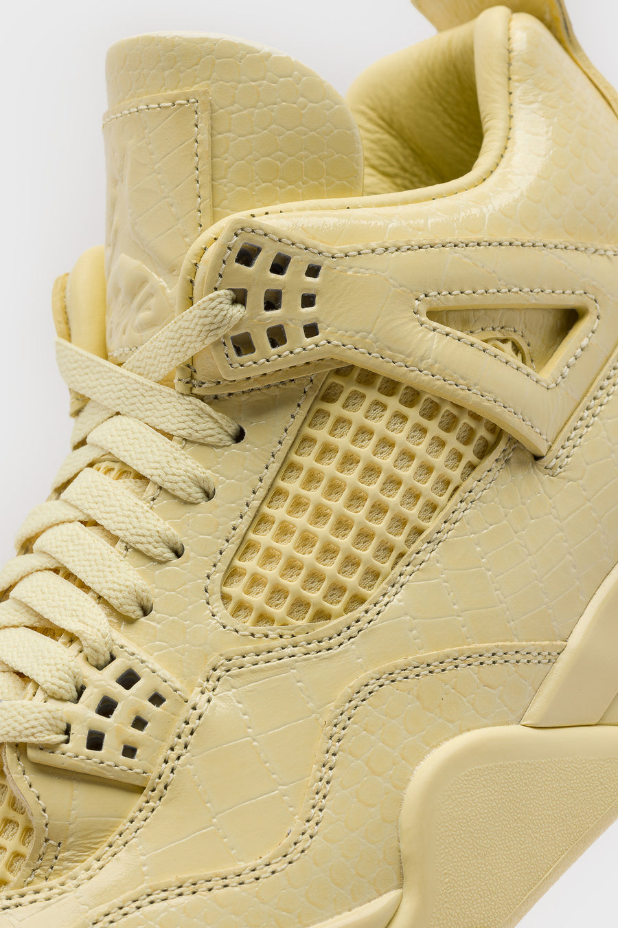 J Balvin Air Jordan 4 Retro Sneaker in Lemonade/Lemonade
