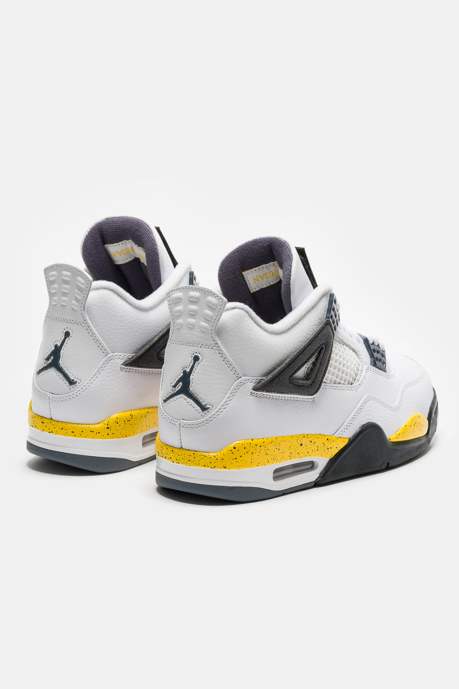Jordan Air Jordan 4 Retro Sneaker in White/Tour Yellow/Dark Blue Grey/Black - Notre