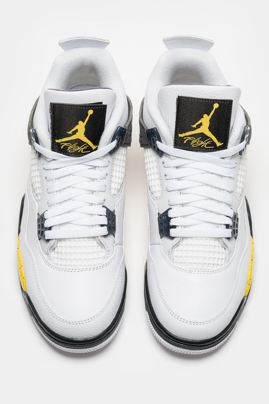 Jordan Air Jordan 4 Retro Sneaker in White/Tour Yellow/Dark Blue Grey/Black - Notre