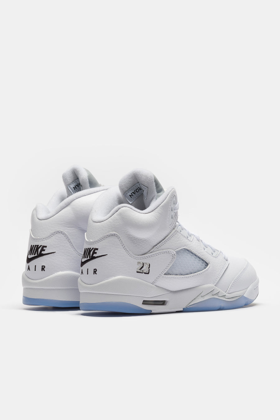 Jordan Air Jordan 5 Retro Grade School Sneaker in White/Black/Metallic Silver - Notre