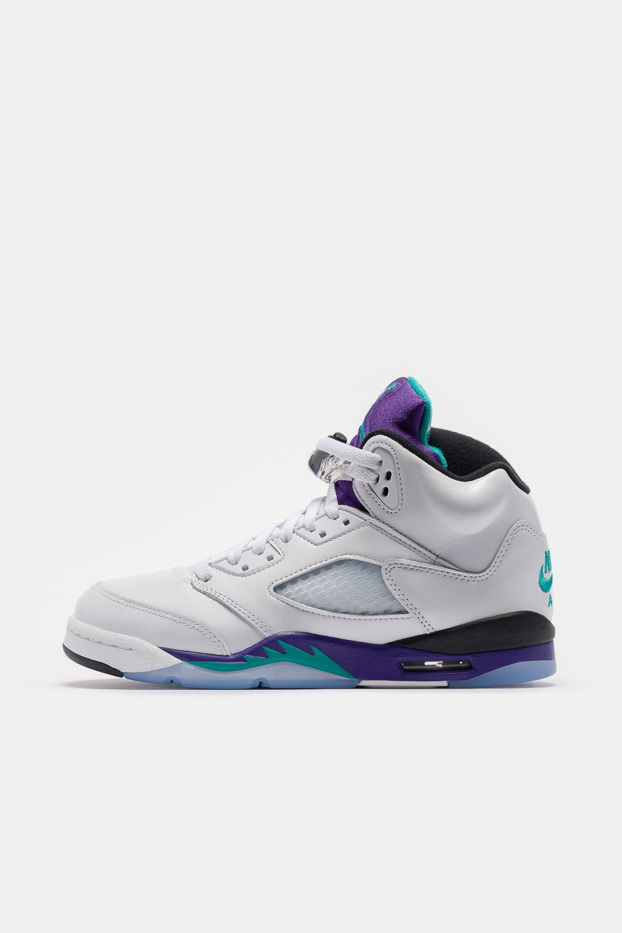 Jordan Air Jordan 5 Retro Grade School Sneaker in White/New Emerald/Grape Ice/Black - Notre
