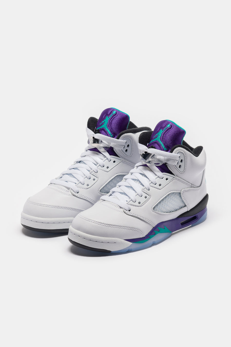 Air Jordan 5 Retro Grade School Sneaker in White/New Emerald