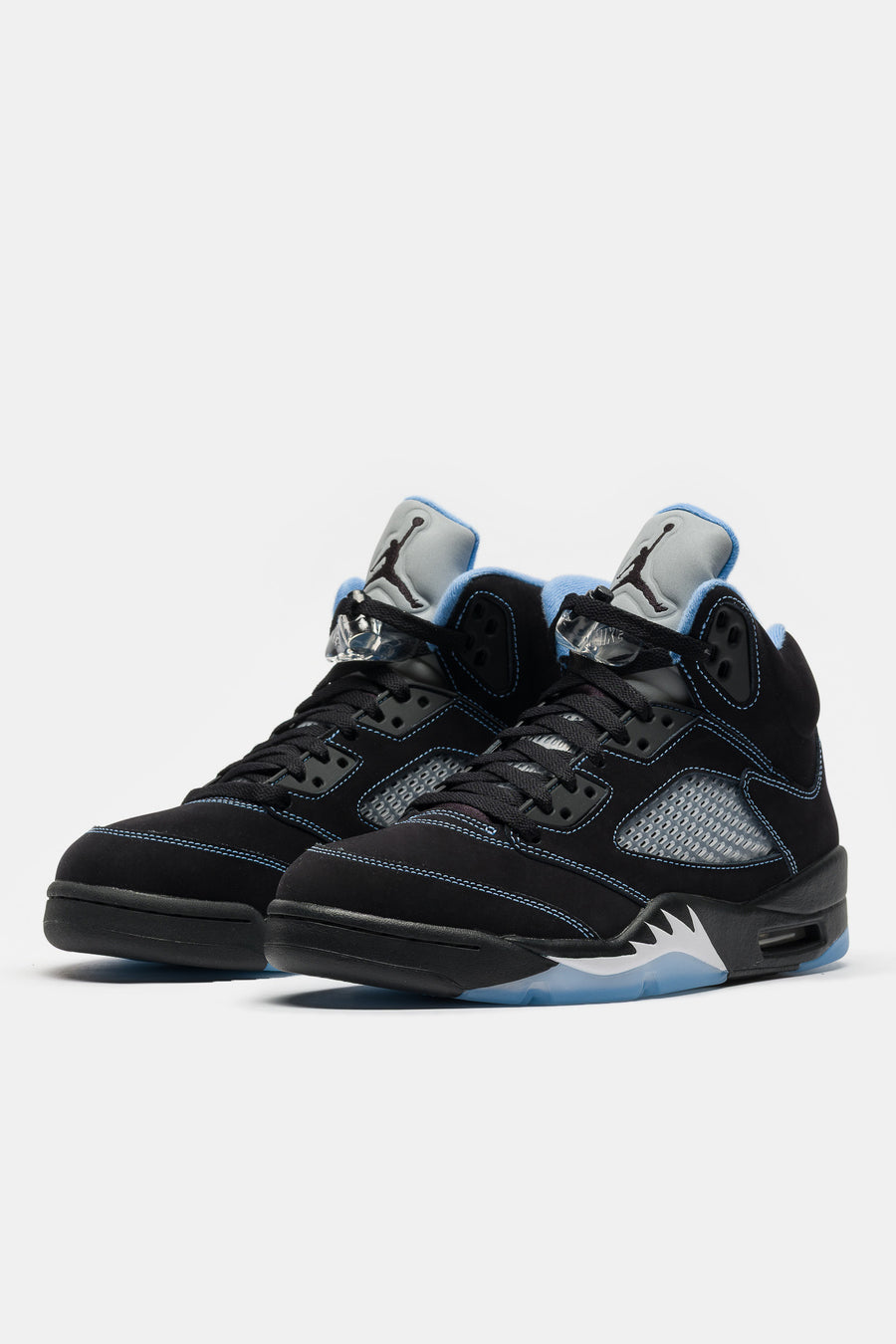 Jordan Air Jordan 5 Sneaker in Black/University Blue/White - Notre