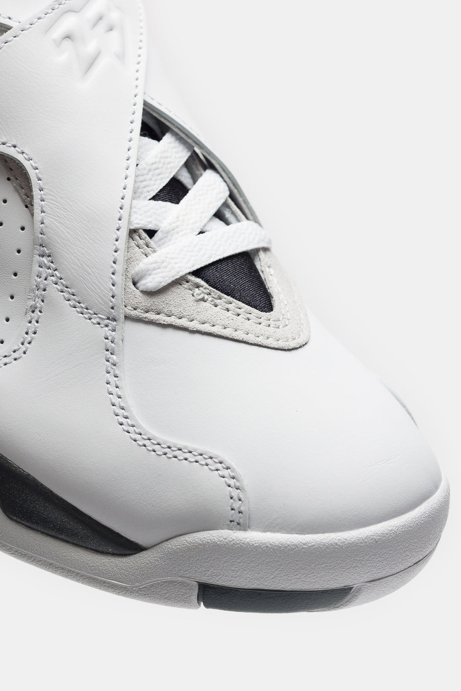 Jordan Air Jordan 8 Retro Sneaker in White/Black/True Red - Notre