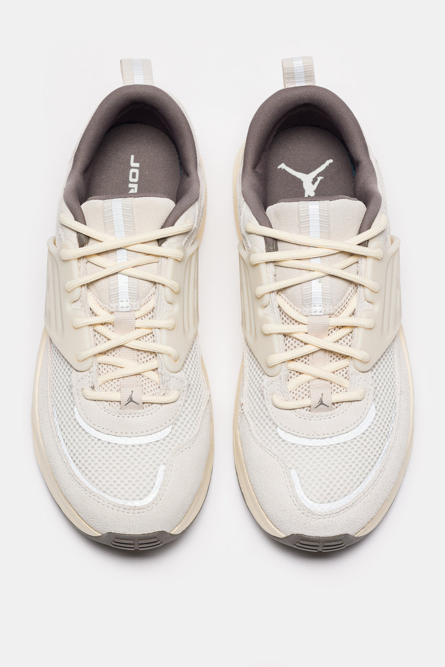 Jordan Trunner O/S Sneaker in Lt Orewood Brown/Ridge Rock/Phantom/Muslin - Notre