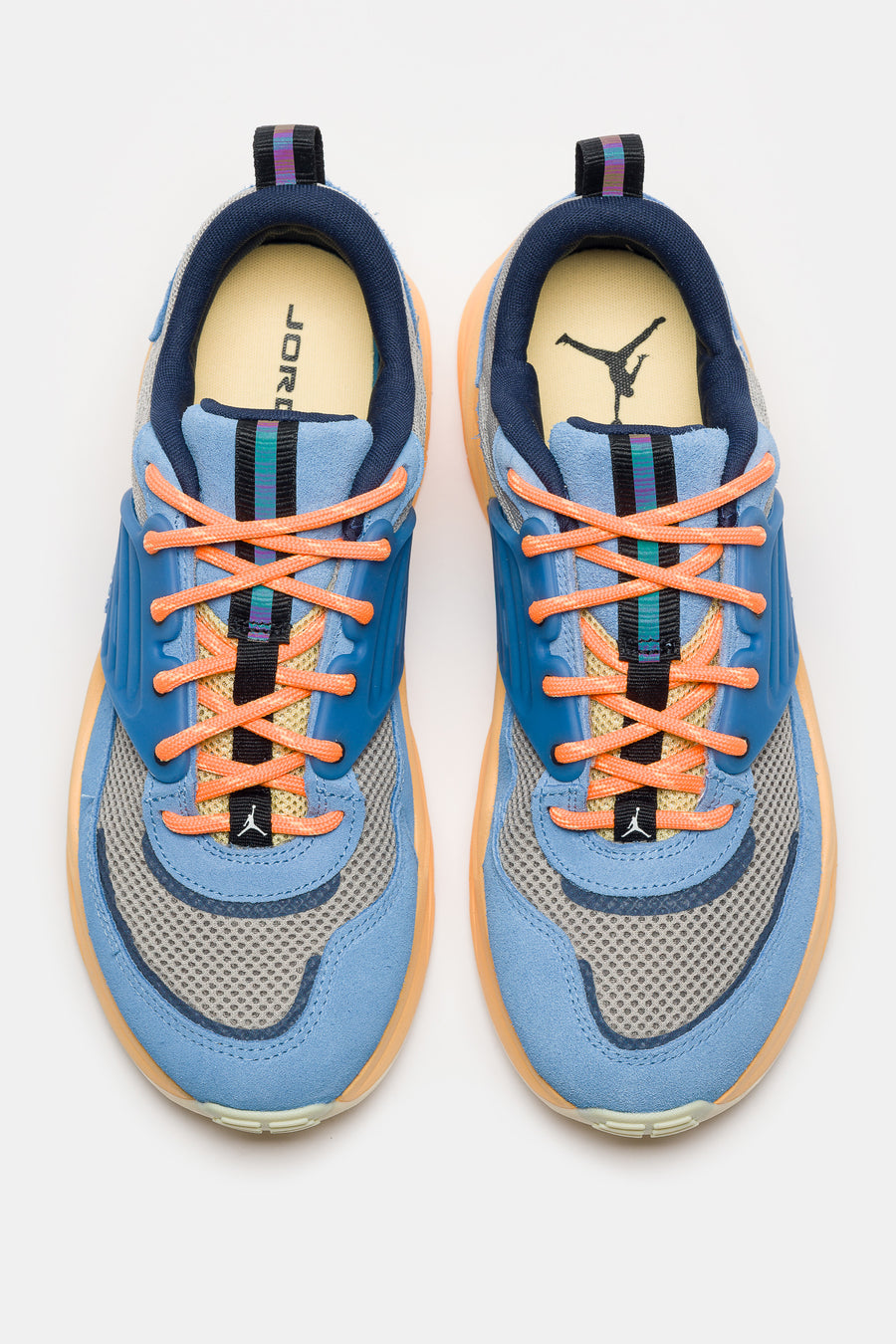 Jordan Trunner O/S SP Sneaker in Blue Beyond/Atomic Orange/Cobblestone - Notre