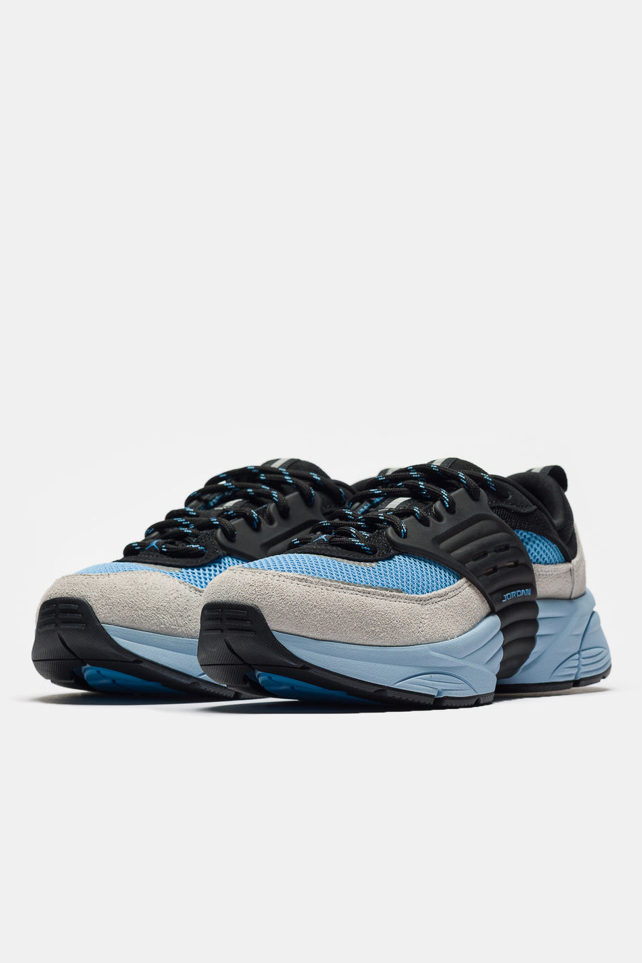 Jordan Trunner Sneaker in Black/University Blue/Neutral Grey - Notre
