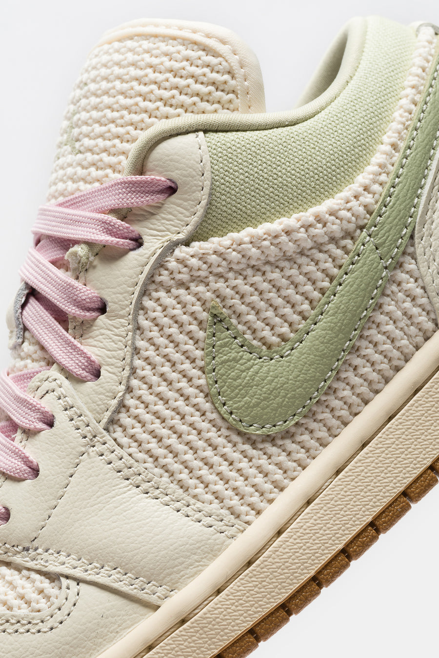 Air Jordan 1 Low SE Sneaker in Sail/Iced Carmine/Olive Aura/Pearl White