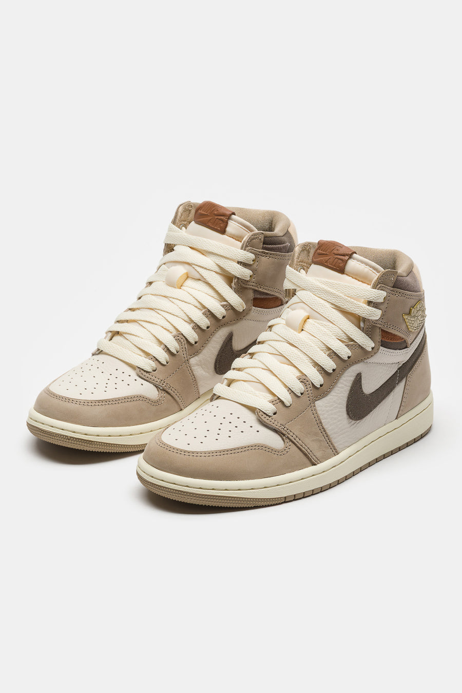 Jordan Air Jordan 1 High OG Sneaker in Khaki/multicolor/Sail/Cargo Khaki - Notre