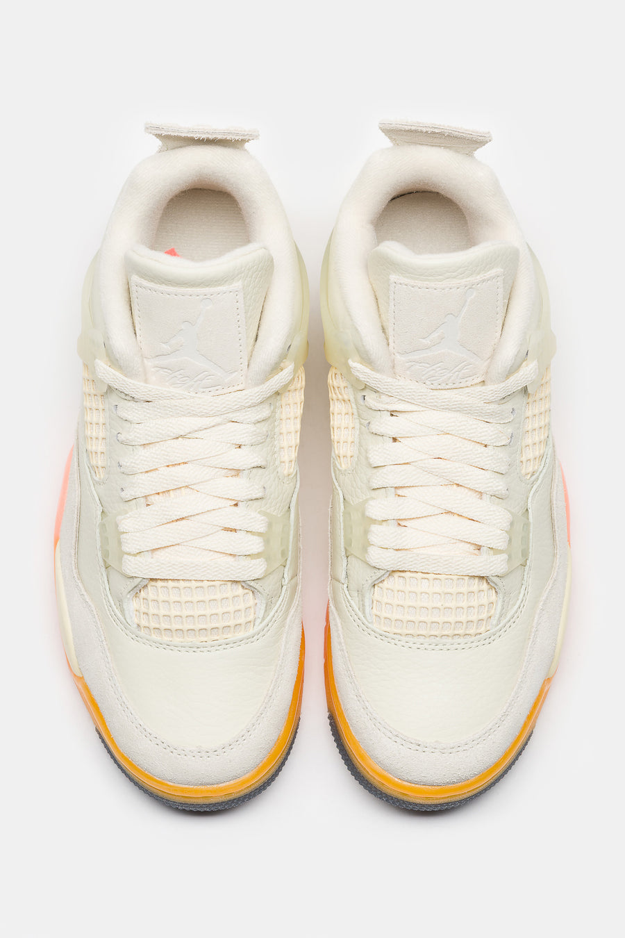 Air Jordan 4 Retro Sneaker in Coconut Milk/Muslin/Bright Mango