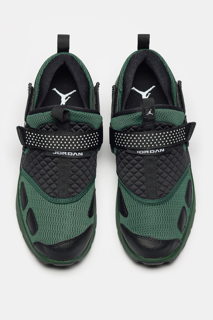 Jordan Trunner LX Sneaker in Fir/White/Reflective Silver/Black - Notre