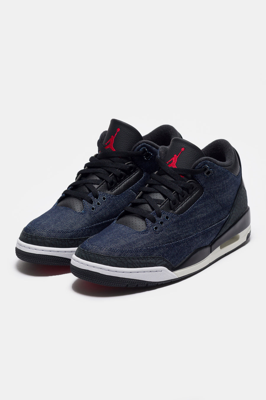 Jordan Levi's® Air Jordan 3 Retro Sneaker in Denim/Black/Sail - Notre