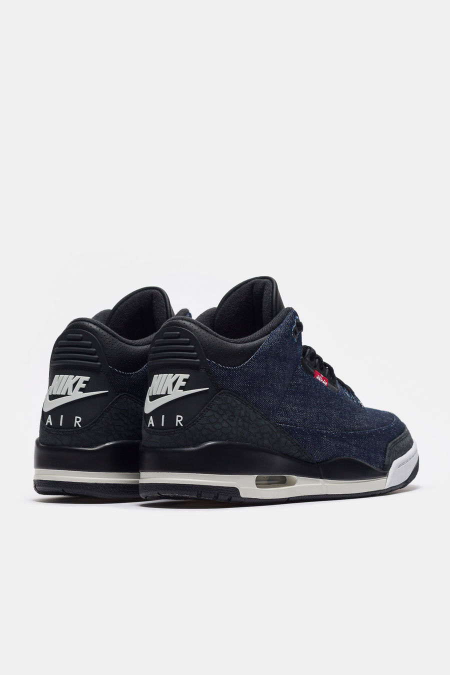Jordan Levi's® Air Jordan 3 Retro Sneaker in Denim/Black/Sail - Notre