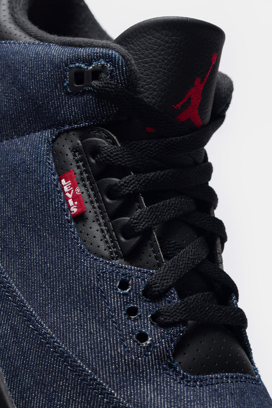 Jordan Levi's® Air Jordan 3 Retro Sneaker in Denim/Black/Sail - Notre