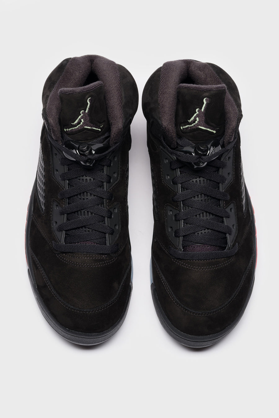 Jordan Air Jordan 5 Retro Sneaker in Black/Black/Picante Red/Glow In The Dark - Notre