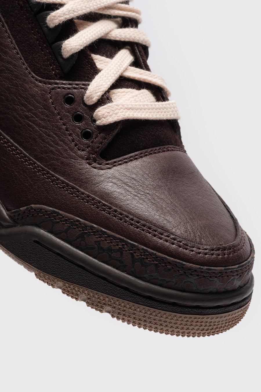 Jordan Air Jordan 3 "Fireside" Retro Sneaker in Velvet Brown/Pearl White/Light British Tan - Notre