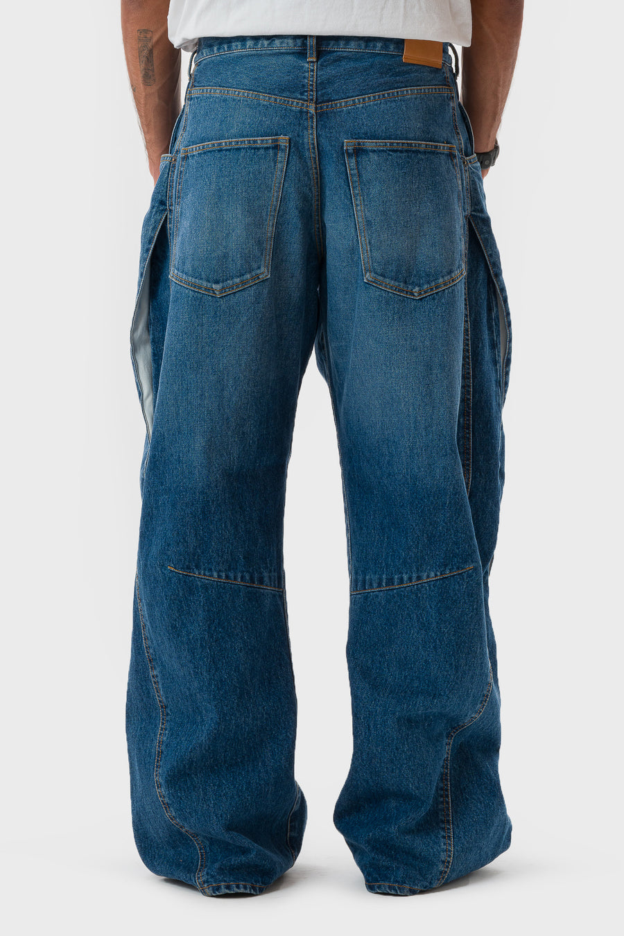 Khoki 3D Cutting Denim Pant in Indigo - Notre